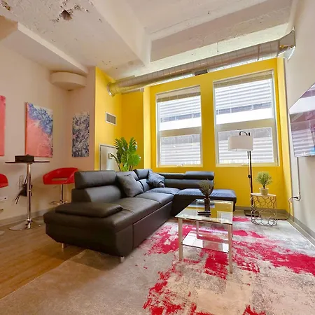 Bright 2Br Apt With Gym And Optional Parking Near Soldier Field, Museum Campus, Mccormick Place